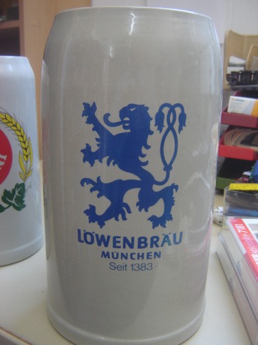 Bierkrug liter löwenbräu - 3,